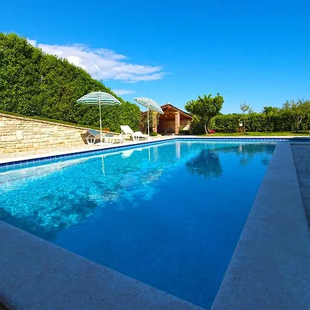 Pool 624 *