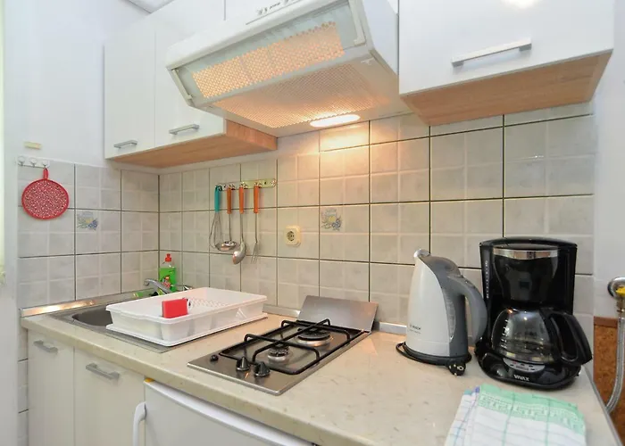 Pool Apartments 624 *