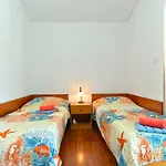 Pool 624 Pula